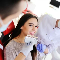 Porcelain veneer dubai